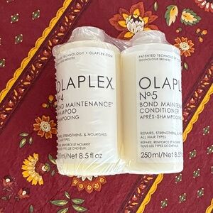 OLAPLEX No.4 and No.5 Bond Maintenance Duo